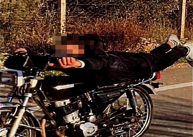 SOSYAL MEDYADAN ÇEKTİKLERİ VİDEOLARI YAYINLAYAN GENÇLER CEZASIZ KALMADI 