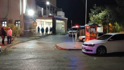 İKİ GRUP ARASINDA ÇIKAN KAVGADA 3 KİŞİ SİLAHLA YARALANDI