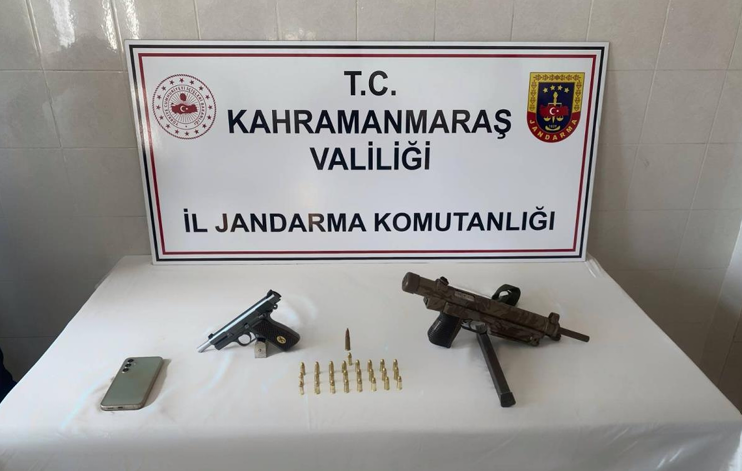 Onikişubat ilçesinde jandarma’nın yaptığı operasyonda; • (1) adet UZİ Marka
