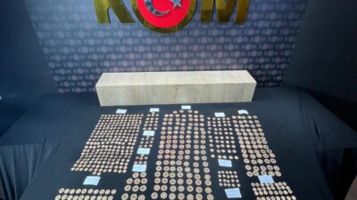 Kahramanmaraş’ta Sahte Altın Operasyonu: 977 Adet Ele Geçirildi