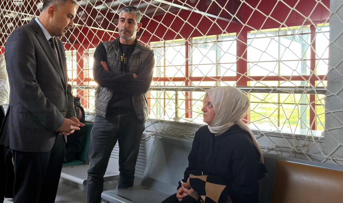 Onikişubat Belediye Başkanı Hanifi Toptaş, okul saldırısında yaralanarak hastanede tedavi