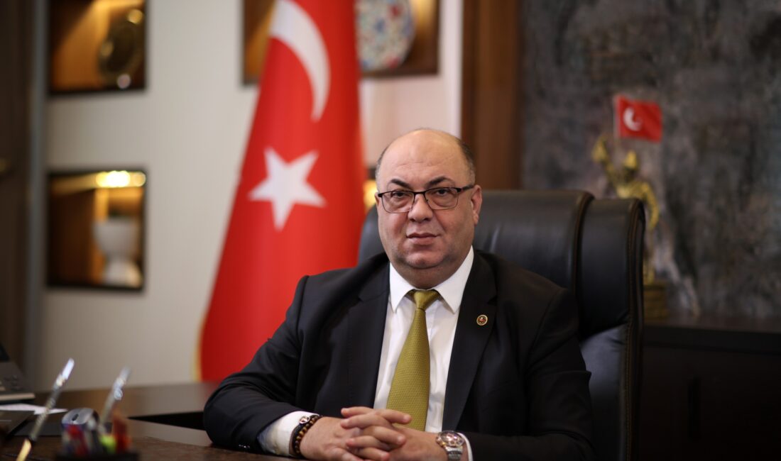 BAŞKAN AKPINAR’DAN ANNELER GÜNÜ MESAJI: “ANNELER, SEVGİNİN VE FEDAKÂRLIĞIN EN